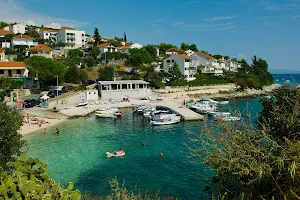 Beach Mavarštica image