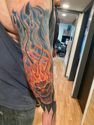 Explore sister name tattoo ideas, creative tattoo ideas in Sarasota, available at SEVEN SINS Tattoo Studio