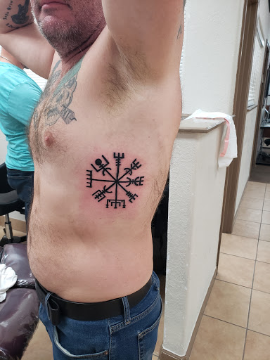 Tattoo Shop «Island Ink Tattoo», reviews and photos, 1215 Miracle Strip Pkwy SE, Fort Walton Beach, FL 32548, USA