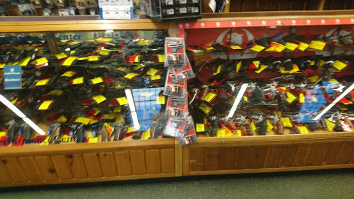 Outdoor Sports Store «Kittery Trading Post», reviews and photos, 301 US-1, Kittery, ME 03904, USA