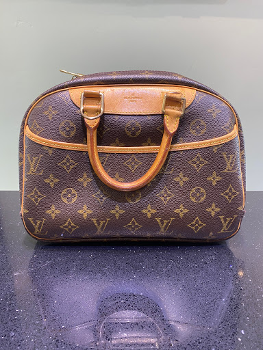 Jewelry Designer «Michael Moses Jewelers», reviews and photos, 2525 West Coast Hwy, Newport Beach, CA 92663, USA