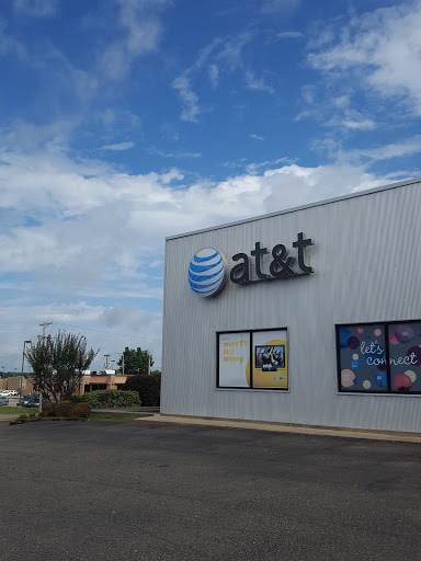 AT&T, 344 US-425, Monticello, AR 71655, USA, 