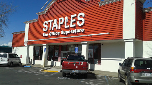 Staples, 671 Colusa Ave, Yuba City, CA 95991, USA, 