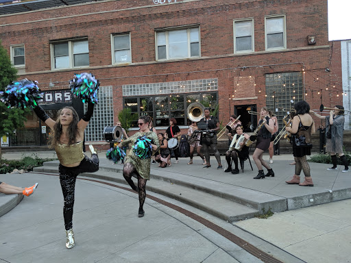 Bar «Crown Liquors», reviews and photos, 2821 N Milwaukee Ave, Chicago, IL 60618, USA