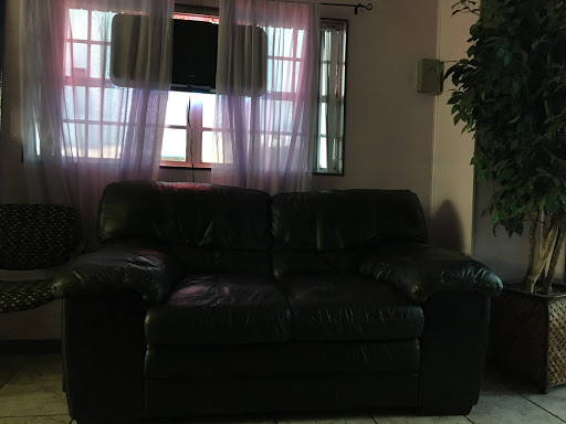 Beauty Salon «Adriana Salon», reviews and photos, 14251 7th St, Dade City, FL 33523, USA