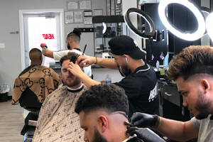 Headliners Barbershop image