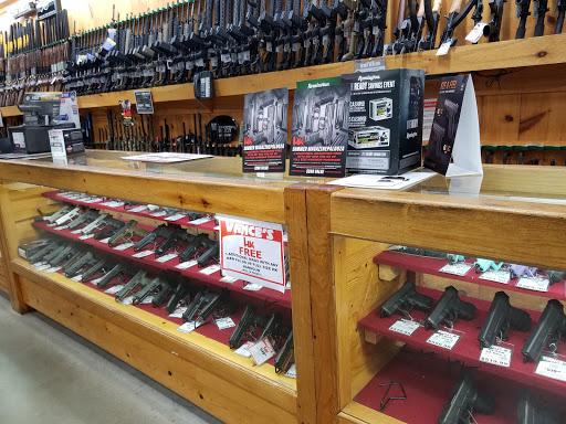 Gun Shop «Vance Outdoors», reviews and photos, 150 Arrowhead Dr, Hebron, OH 43025, USA
