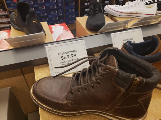 Shoe Store «DSW Designer Shoe Warehouse», reviews and photos, 10100 W McDowell Rd, Avondale, AZ 85392, USA