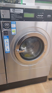 12th Street Coin Laundry - Photo 7 - Car repair in Milwaukee, WI, Milwaukee