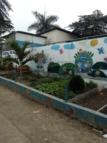Escuela Fiscal Agustín Castro Espinoza - Escuela