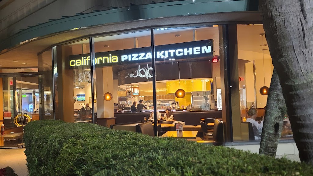 California Pizza Kitchen 33410