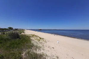 Willoughby Beach image