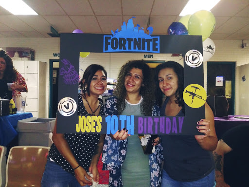 Sports Bar «Crown Lanes Bowling Center & Sports Bar», reviews and photos, 2325 S Federal Blvd, Denver, CO 80219, USA