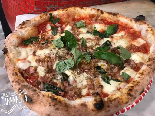 Pizzeria Carmnella dal 1892 in Napoli, Città Metropolitana di Napoli