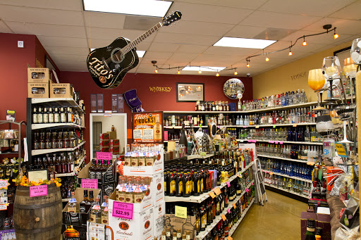Liquor Store «Sunnyside Liquors», reviews and photos, 12038 SE Sunnyside Rd, Clackamas, OR 97015, USA