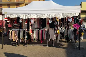 Mercato Parabiago image