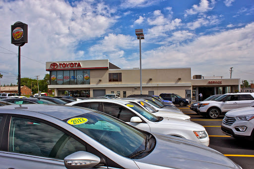Car Dealer «LaFontaine Toyota», reviews and photos, 2027 S Telegraph Rd, Dearborn, MI 48124, USA