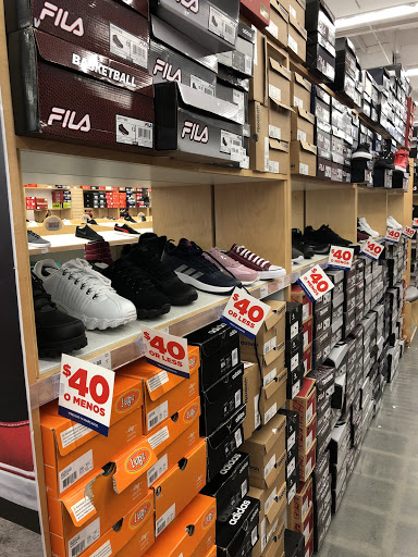 Shoe Store «WSS», reviews and photos, 460 San Fernando Mission Blvd, San Fernando, CA 91340, USA