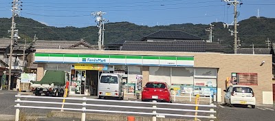 ファミリーマート 蒲郡大塚店