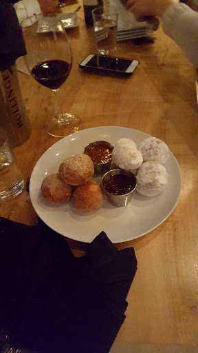 Wine Store «Foxcroft Wine Co. Dilworth», reviews and photos, 1235 East Blvd #1, Charlotte, NC 28203, USA