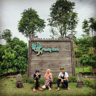 Woody Park Borneo