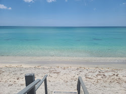 Photo de Gulf Surf beach avec rivage droit, long