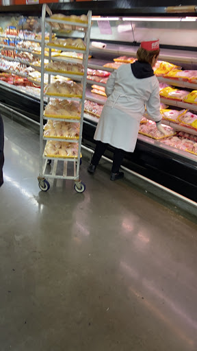 Grocery Store «Superior Grocers», reviews and photos, 9801 Laurel Canyon Blvd, Pacoima, CA 91331, USA