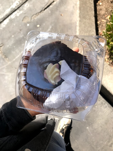 Donut Shop «King Pin Donuts», reviews and photos, 2521 Durant Ave A, Berkeley, CA 94704, USA