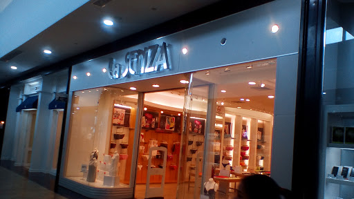 La Senza