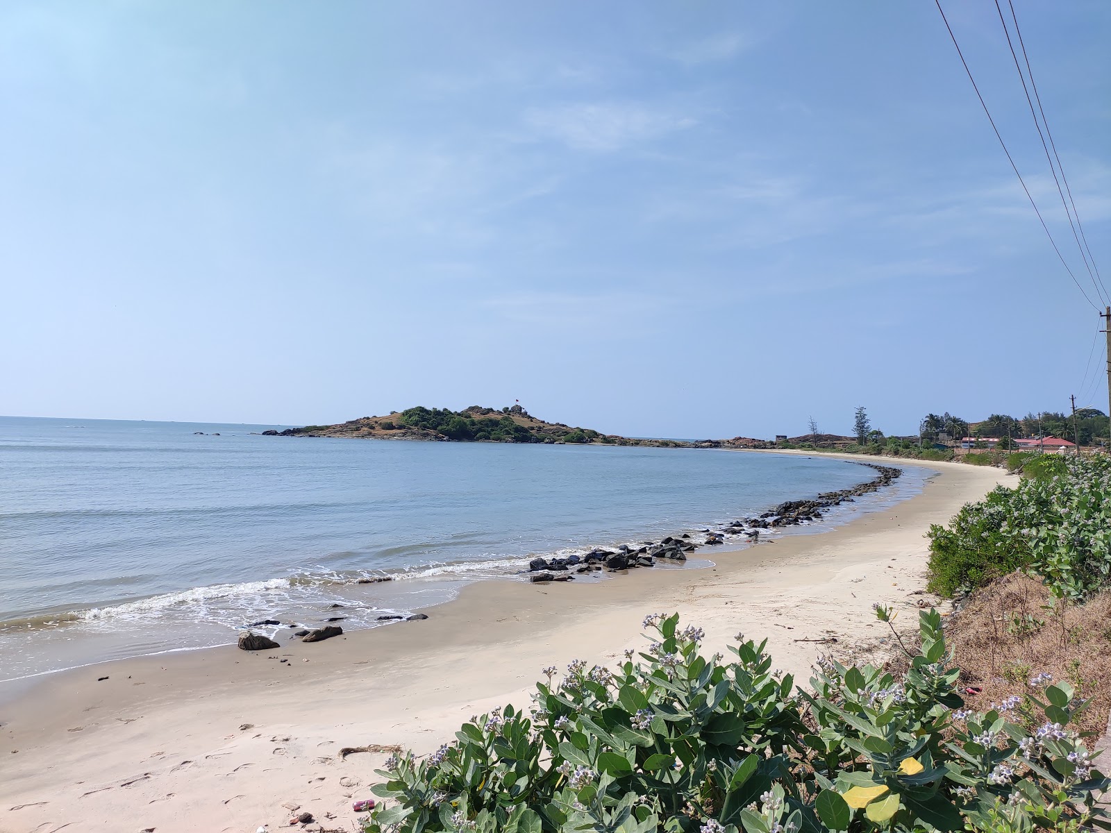 Foto av Kumta Beach med beige sand yta