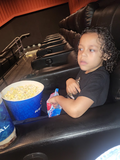 Movie Theater «Regal Cinemas Stockton City Centre 16 & IMAX», reviews and photos, 222 N El Dorado St, Stockton, CA 95202, USA