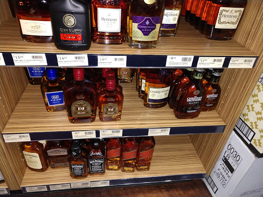 Liquor Store «Wine & Spirits Stores», reviews and photos, 119 City Ave, Bala Cynwyd, PA 19004, USA