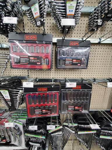 Hardware Store «Harbor Freight Tools», reviews and photos, 1291 N Hacienda Blvd, La Puente, CA 91744, USA