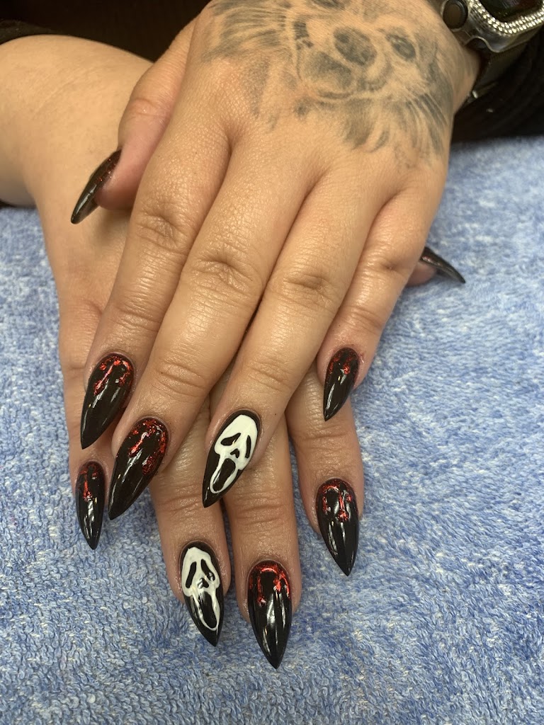 Eva's Nails 91750