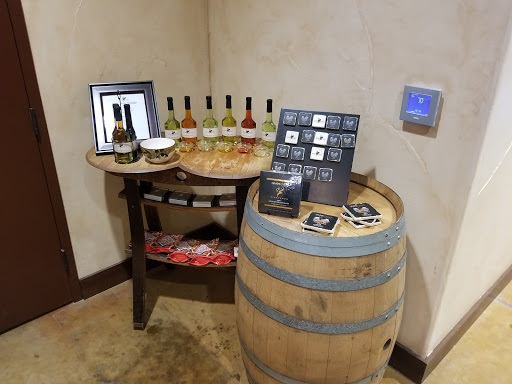 Winery «Grape Creek Winery - Georgetown», reviews and photos, 101 W 7th St, Georgetown, TX 78626, USA