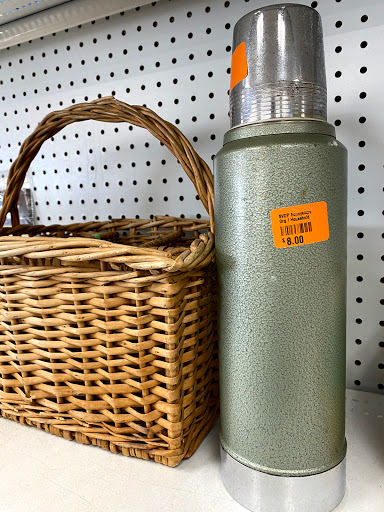 Non-Profit Organization «Society of St. Vincent de Paul - Sunnyslope Thrift Store», reviews and photos, 8231 N 7th St, Phoenix, AZ 85020, USA