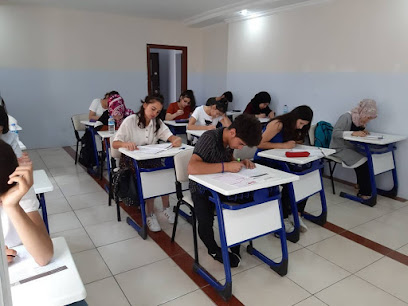 KUEK (Uzman Eğitim Kurumları) |Aksaray Dershane | Aksaray Etüt Merkezi | Aksaray Dershanesi