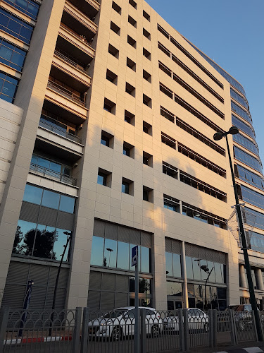 פרופ' רוזנר מרדכי - מחלות עיניים וניתוחי עפעפיים - קרית אונו