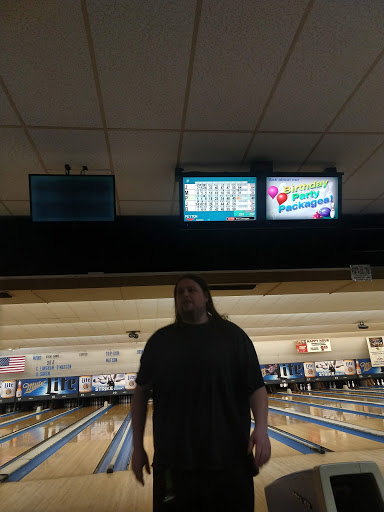 Bowling Alley «St Charles Lanes», reviews and photos, 2187 1st Capitol Dr, St Charles, MO 63301, USA