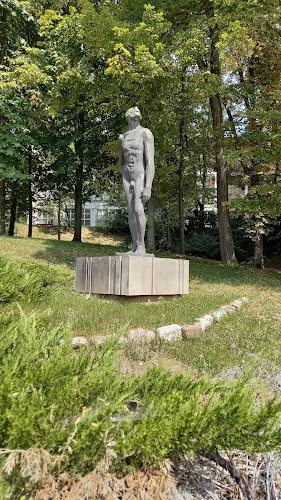 A Napbanéző-szobor