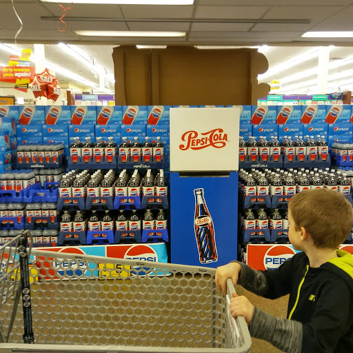 Shopping Mall «Southwest Square Shopping Center», reviews and photos, 2161 Eakin Rd, Columbus, OH 43223, USA