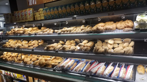 Supermarket «Cermak Fresh Produce», reviews and photos, 4000 W Diversey Ave, Chicago, IL 60639, USA