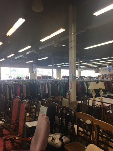 Thrift Store «AMVETS Thrift Store», reviews and photos, 1179 Sunrise Hwy, Copiague, NY 11726, USA
