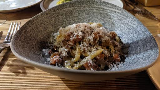 Wine Store «Dedalus Wine Shop, Market & Wine Bar», reviews and photos, 388 Pine St, Burlington, VT 05401, USA