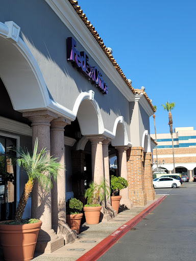 Print Shop «FedEx Office Print & Ship Center», reviews and photos, 16425 Ventura Blvd, Encino, CA 91436, USA