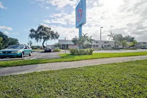 Motel 6 Miami, FL image