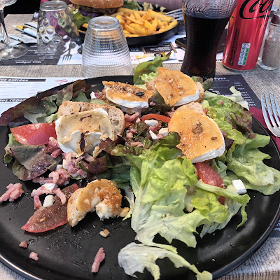 Café du lac à Taupont