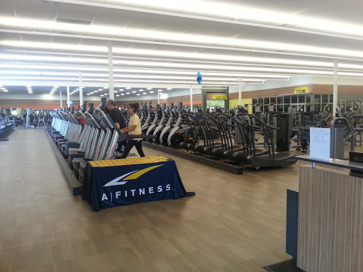 Health Club «LA Fitness», reviews and photos, 555 E Hospitality Ln, San Bernardino, CA 92408, USA