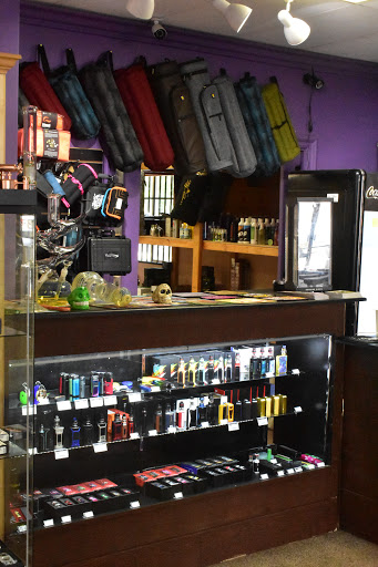 Vaporizer Store «Smoke Spot Smoke Shop», reviews and photos, 24424 Hawthorne Blvd, Torrance, CA 90505, USA