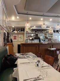 Atmosphère du Restaurant La Laiterie Sainte-Clotilde à Paris - n°2